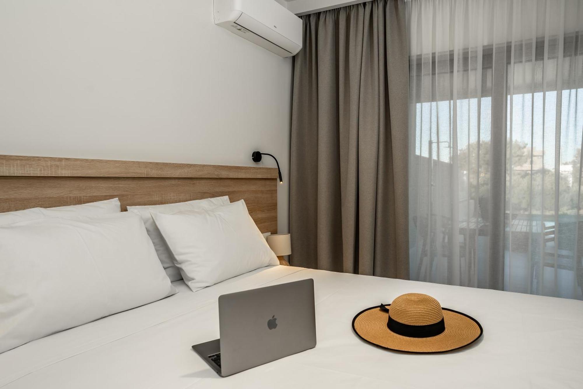 Nerites Luxury